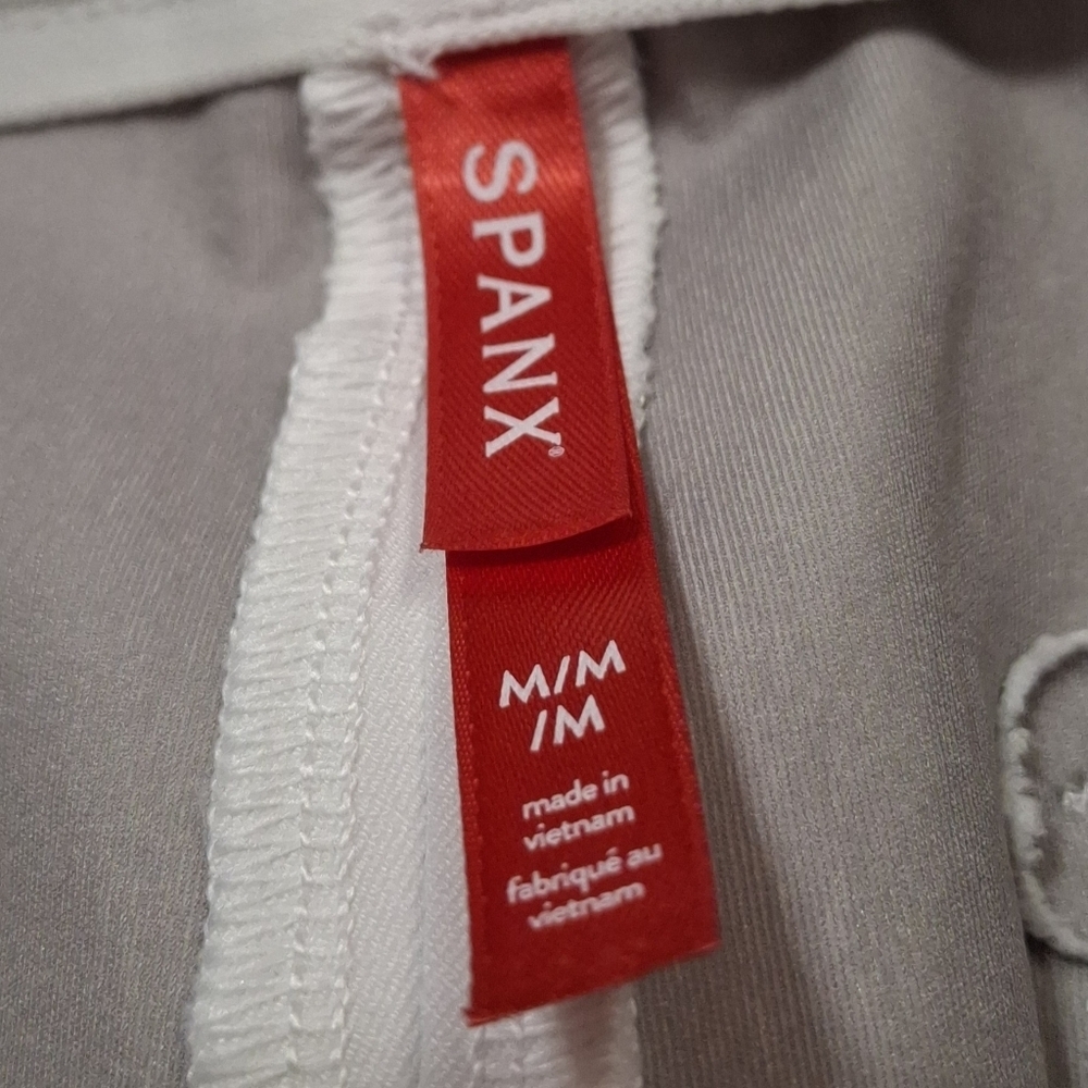 SPANX On-the-Go #20479R Cropped Wide Leg Pull-On White Pants Women Size Medium - Picture 9 of 16